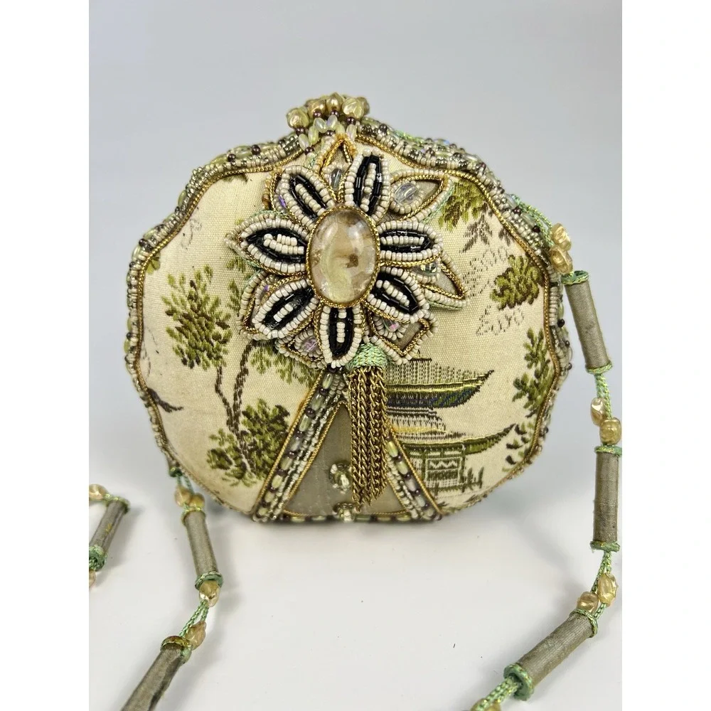 Vintage Mary Frances Retired Tapestry Beaded ScallopedHandbag w/ Dust Bag